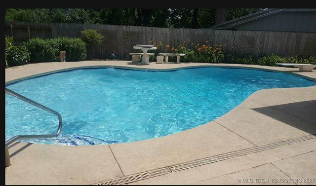 10821 E 25th Place, Tulsa, OK 74129