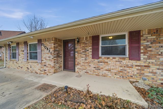 10821 E 25th Place, Tulsa, OK 74129