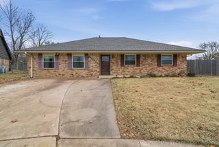 10821 E 25th Place, Tulsa, OK 74129