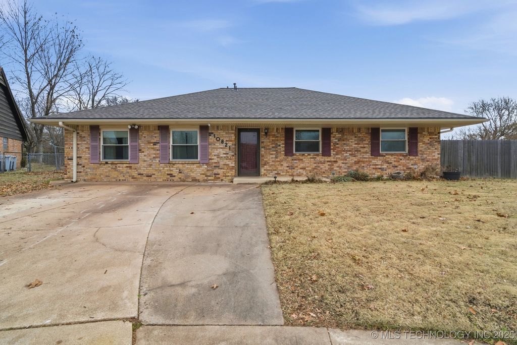 10821 E 25th Place, Tulsa, OK 74129