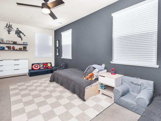 2104 Melody Ln, Modesto, CA 95355