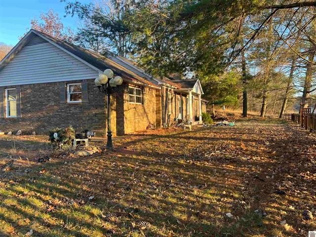 1334 Kentucky 1668, Marion, KY 42064