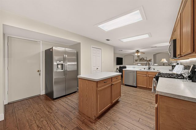 16906 Fairway Glen Lane, Sugar Land, TX 77498