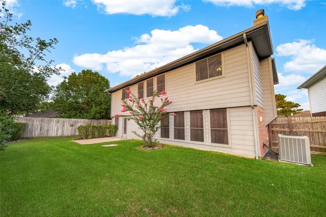 16906 Fairway Glen Lane, Sugar Land, TX 77498