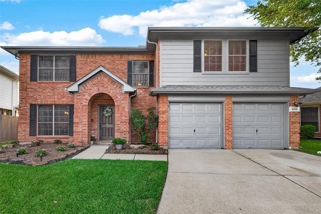 16906 Fairway Glen Lane, Sugar Land, TX 77498