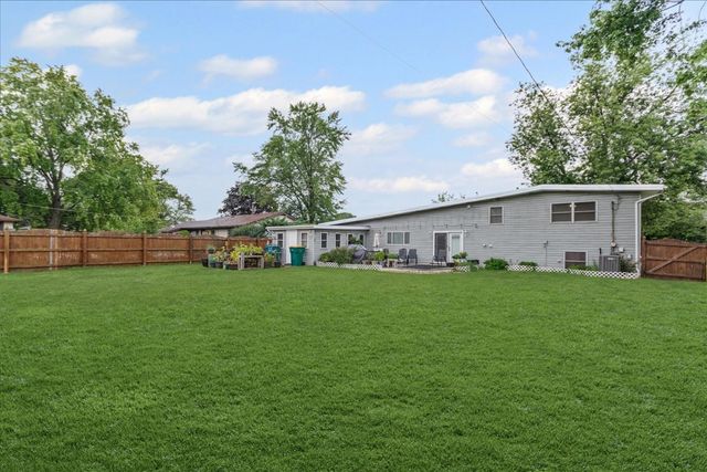 704 Helene Street, Shorewood, IL 60404