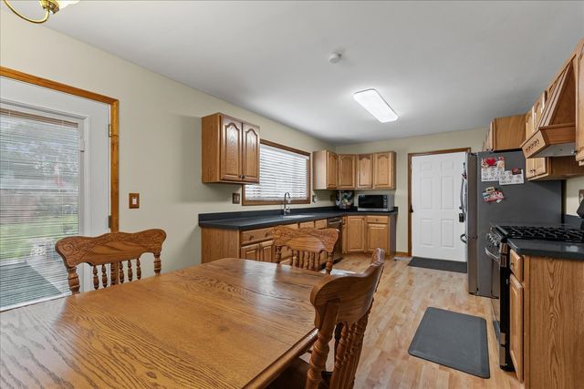 704 Helene Street, Shorewood, IL 60404