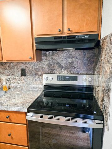 1517 S TAYLOR ROAD, Brandon, FL 33510