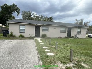 1517 S TAYLOR ROAD, Brandon, FL 33510