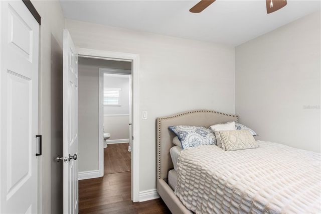 4618 W BAY VILLA AVENUE, Tampa, FL 33611