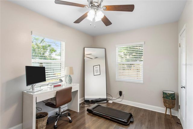 4618 W BAY VILLA AVENUE, Tampa, FL 33611