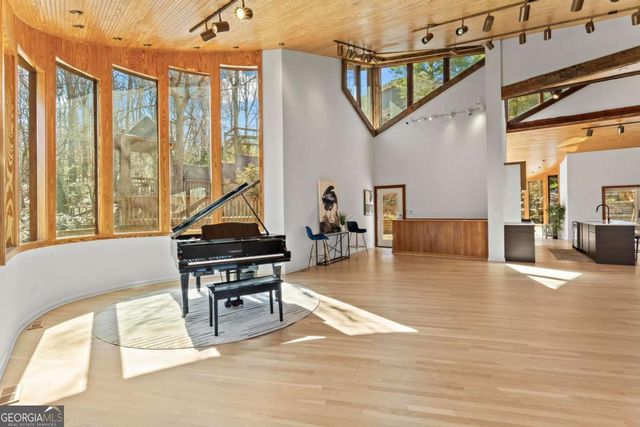 120 Laurel Drive NE, Atlanta, GA 30342