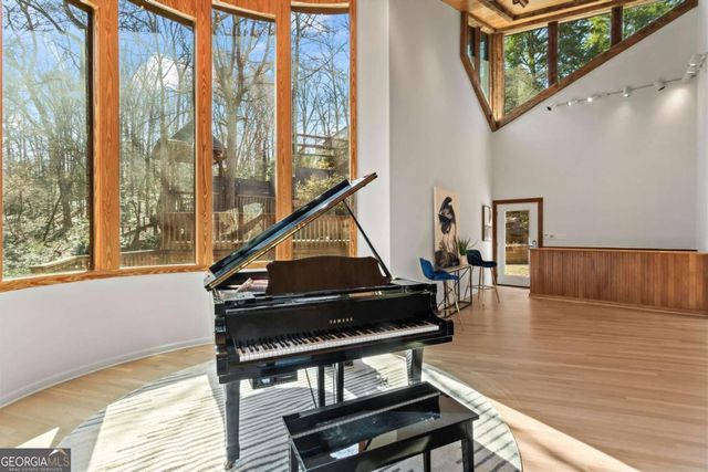 120 Laurel Drive NE, Atlanta, GA 30342