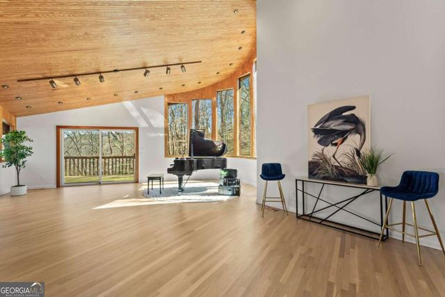 120 Laurel Drive NE, Atlanta, GA 30342