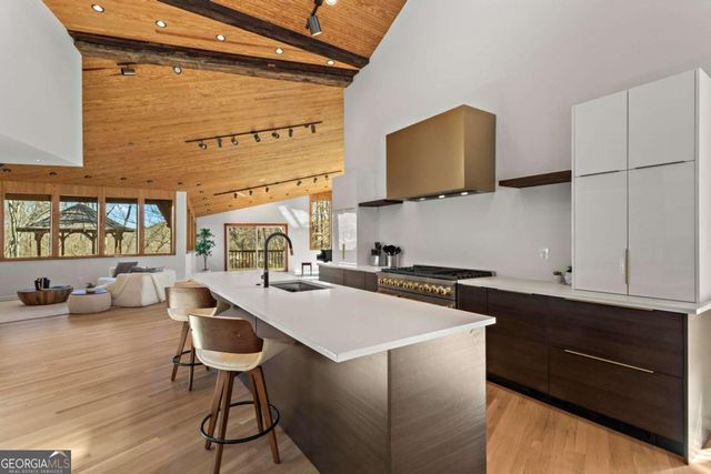 120 Laurel Drive NE, Atlanta, GA 30342