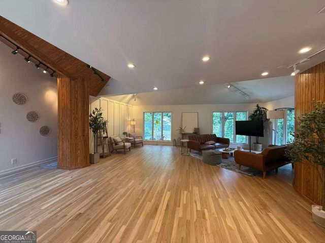 120 Laurel Drive NE, Atlanta, GA 30342