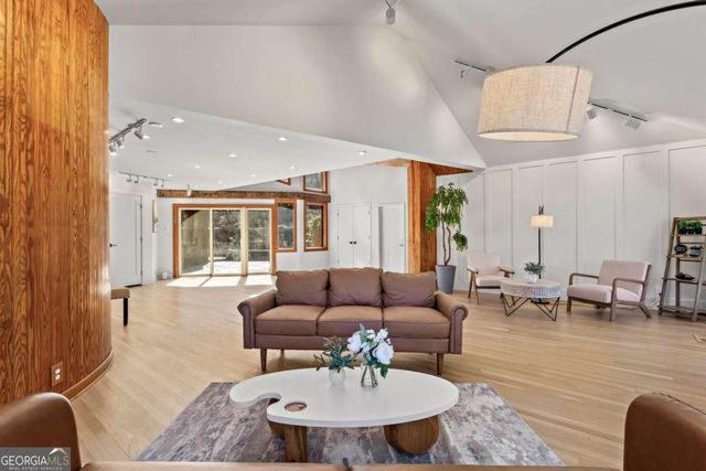 120 Laurel Drive NE, Atlanta, GA 30342