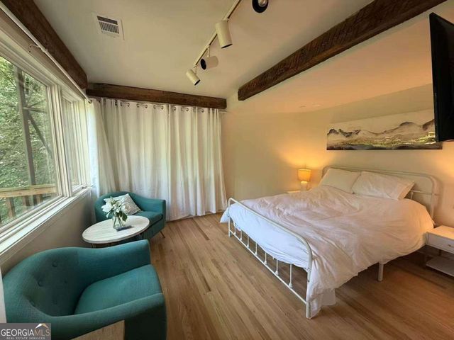 120 Laurel Drive NE, Atlanta, GA 30342