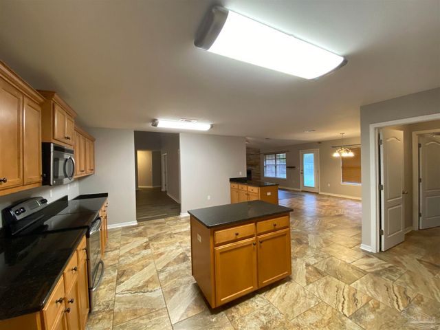 1810 Twin Pine Blvd, Gulf Breeze, FL 32563