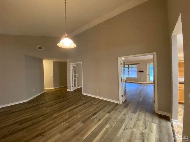 1810 Twin Pine Blvd, Gulf Breeze, FL 32563