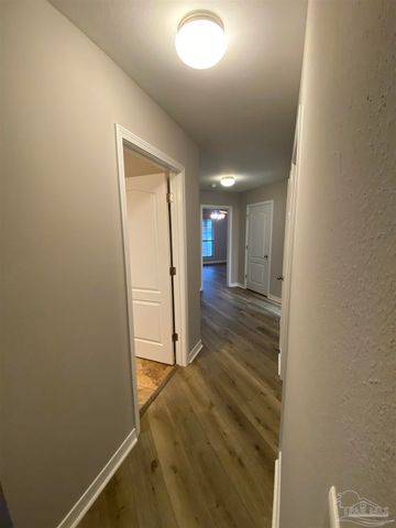 1810 Twin Pine Blvd, Gulf Breeze, FL 32563