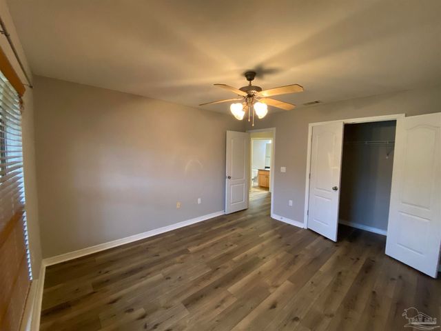1810 Twin Pine Blvd, Gulf Breeze, FL 32563