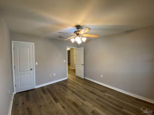 1810 Twin Pine Blvd, Gulf Breeze, FL 32563