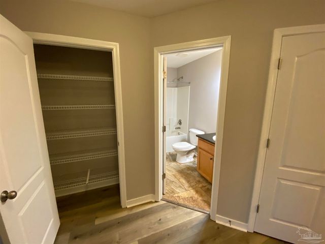 1810 Twin Pine Blvd, Gulf Breeze, FL 32563