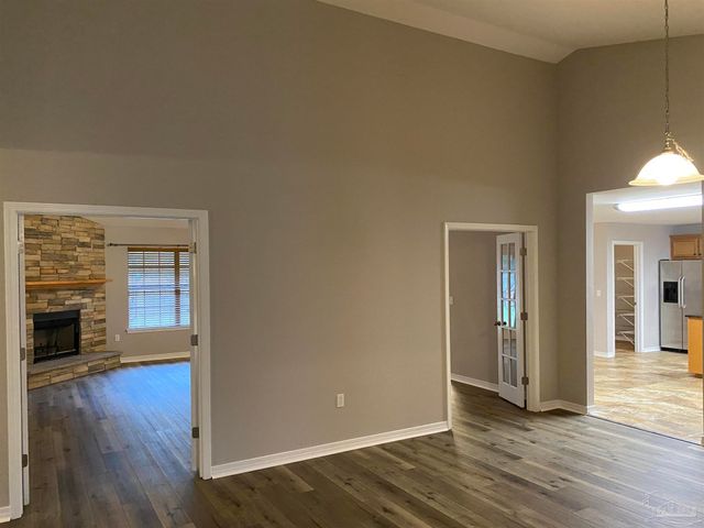 1810 Twin Pine Blvd, Gulf Breeze, FL 32563
