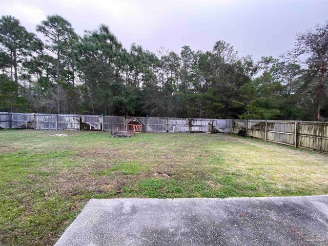 1810 Twin Pine Blvd, Gulf Breeze, FL 32563
