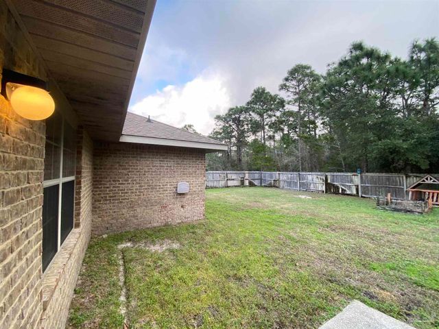 1810 Twin Pine Blvd, Gulf Breeze, FL 32563