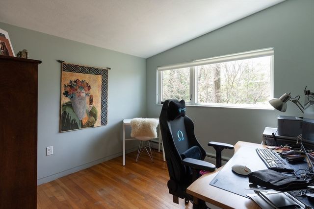 42 Peacock Farm Rd, Lexington, MA 02421