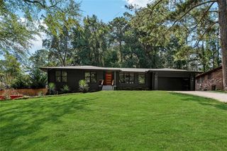1435 SKYHAVEN SE Road, Atlanta, GA 30316