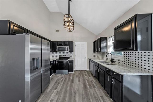 14 Sherwood Drive NW, Cartersville, GA 30121