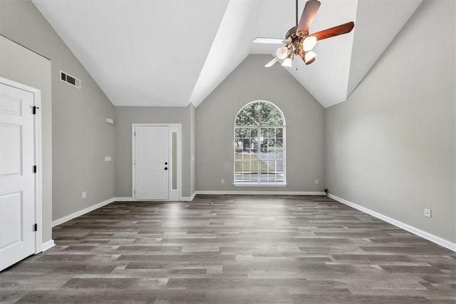 14 Sherwood Drive NW, Cartersville, GA 30121