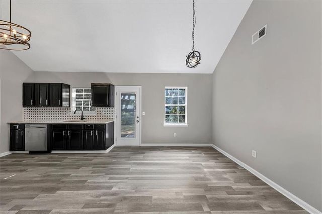 14 Sherwood Drive NW, Cartersville, GA 30121