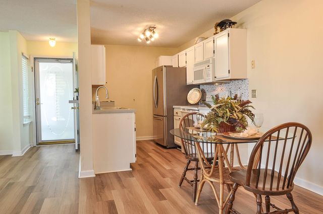 8642 S Bridge Dr Apt F, Myrtle Beach, SC 29575