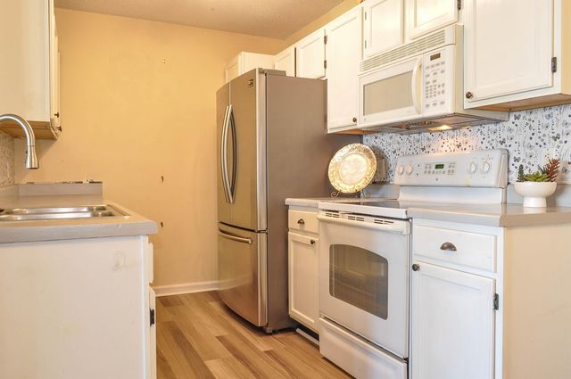 8642 S Bridge Dr Apt F, Myrtle Beach, SC 29575