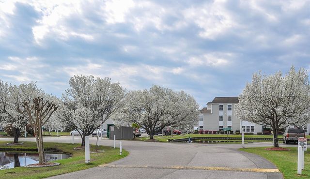 8642 S Bridge Dr Apt F, Myrtle Beach, SC 29575