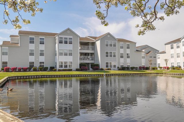 8642 S Bridge Dr Apt F, Myrtle Beach, SC 29575