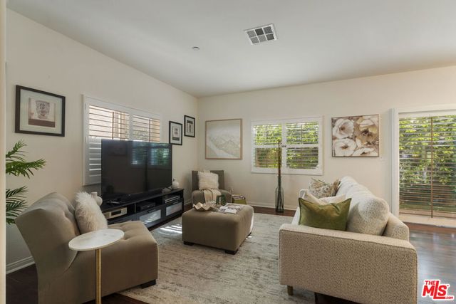 15721 Cobalt Street 102, Sylmar, CA 91342