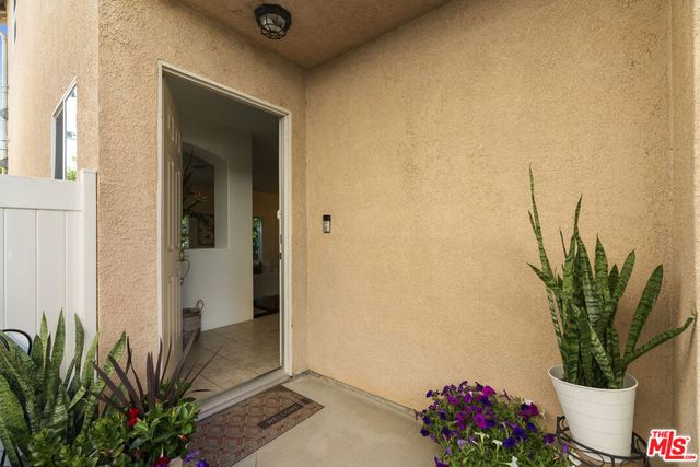 15721 Cobalt Street 102, Sylmar, CA 91342