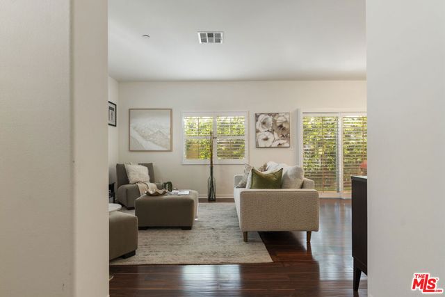 15721 Cobalt Street 102, Sylmar, CA 91342