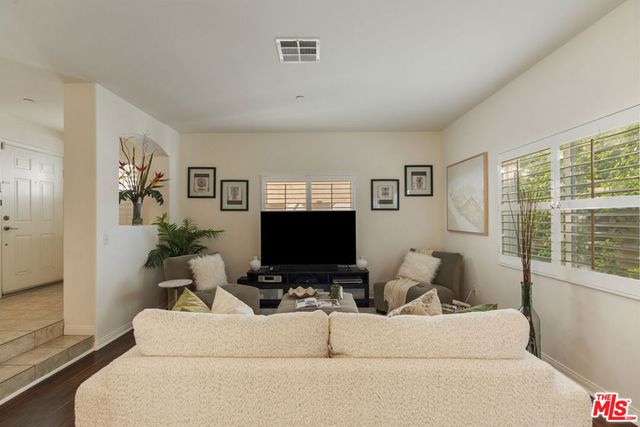 15721 Cobalt Street 102, Sylmar, CA 91342