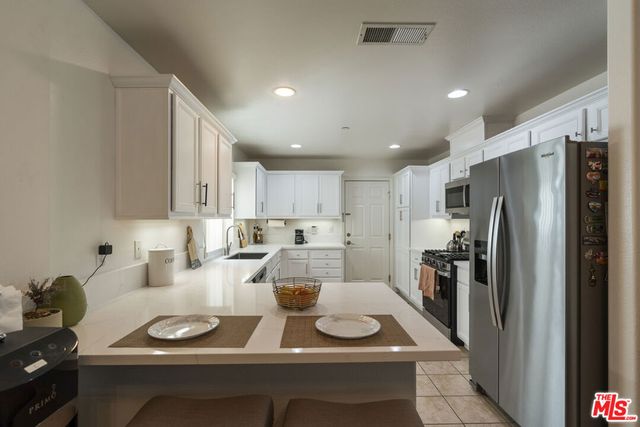 15721 Cobalt Street 102, Sylmar, CA 91342