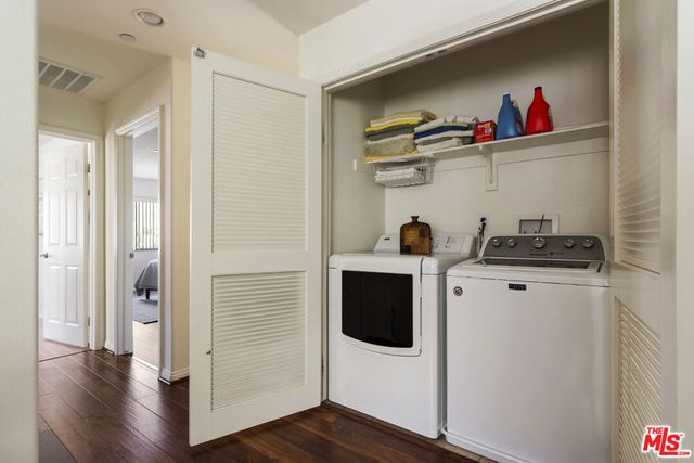 15721 Cobalt Street 102, Sylmar, CA 91342