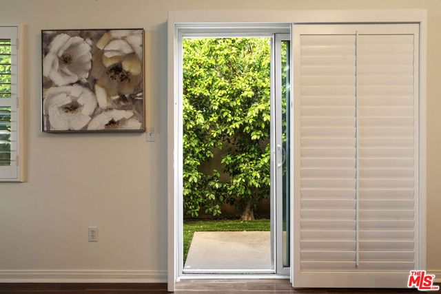 15721 Cobalt Street 102, Sylmar, CA 91342