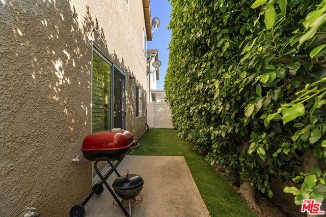 15721 Cobalt Street 102, Sylmar, CA 91342