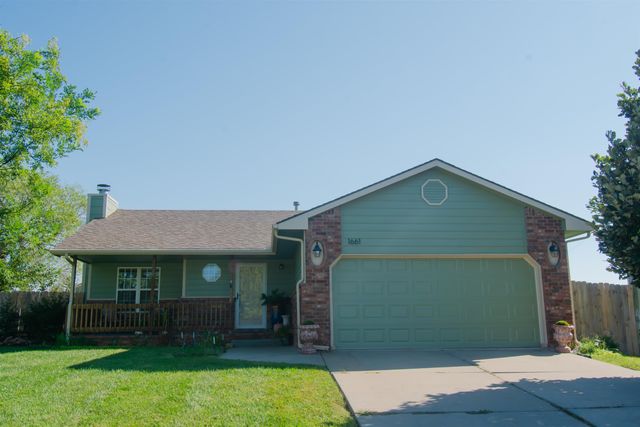 1661 N Prairie Run Circle, Mulvane, KS 67110
