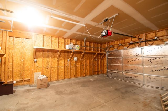 1661 N Prairie Run Circle, Mulvane, KS 67110